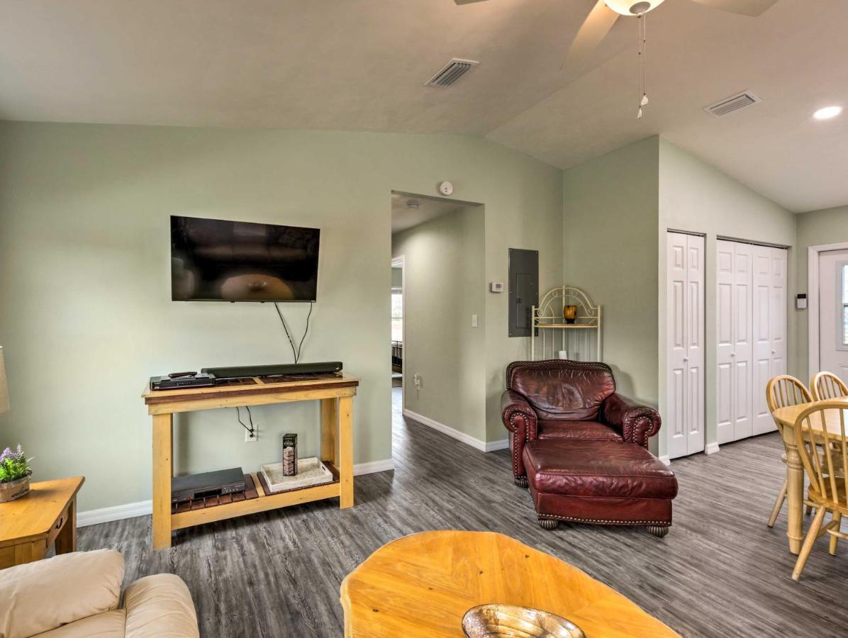 Family-Friendly Home, Walk To Steinhatchee River! 외부 사진